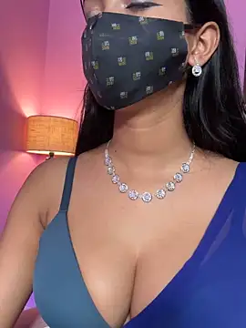 Изображение секс-шоу модели Neha18 Изображение секс-шоу модели Neha18