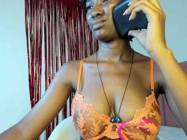 Изображение секс-шоу модели Tahira-20