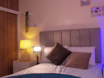 curvyliciouss's sex show image