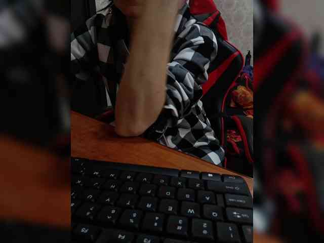 Изображение секс-шоу модели Olik-Pisa Изображение секс-шоу модели Olik-Pisa