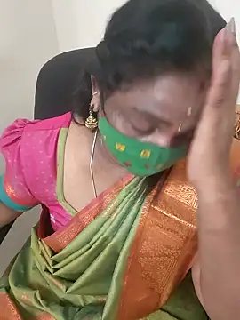 Sexshow-Bild von Tamil_Kavitha10