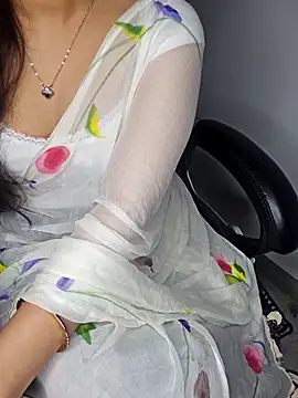 aliyaah_singh's sex show image