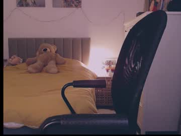 julialiones's sex show image