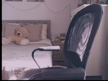 julialiones's sex show image