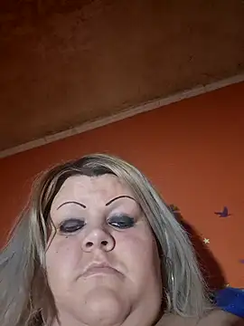 ducicsajsziii's sex show image