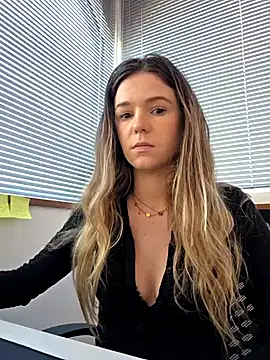 lucie_mehott's sex show image