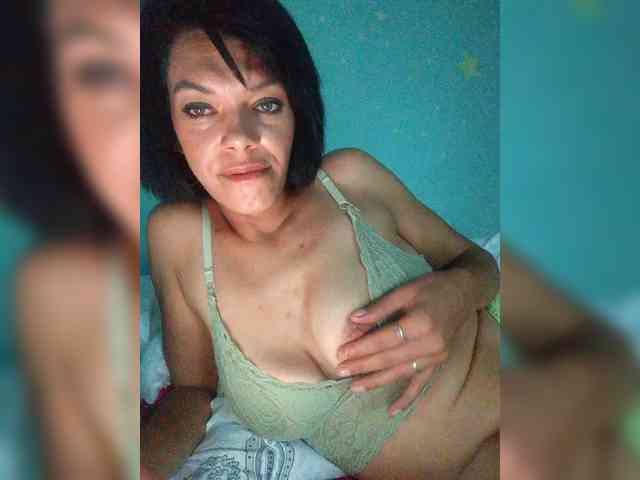 Lois-Lorrie's sex show image