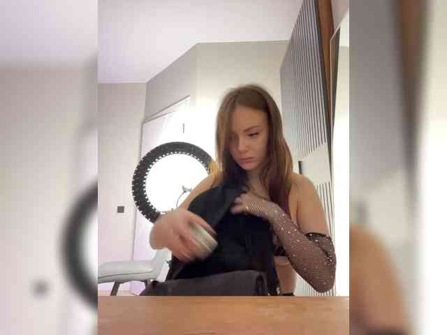 OlivkaVif's sex show image OlivkaVif's sex show image