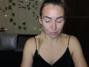 Изображение секс-шоу модели ay_kiss_jully Изображение секс-шоу модели ay_kiss_jully