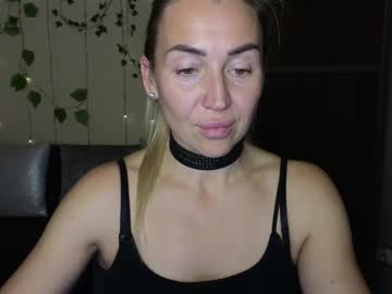 Изображение секс-шоу модели ay_kiss_jully Изображение секс-шоу модели ay_kiss_jully