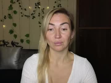 Изображение секс-шоу модели ay_kiss_jully Изображение секс-шоу модели ay_kiss_jully