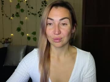 Изображение секс-шоу модели ay_kiss_jully Изображение секс-шоу модели ay_kiss_jully