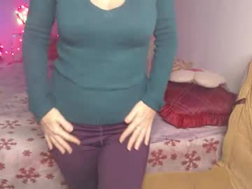 bustygf's sex show image