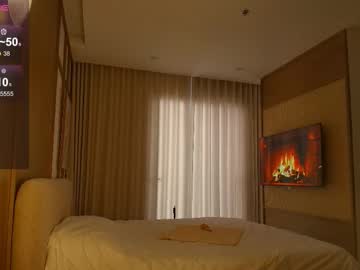 Изображение секс-шоу модели mina_moons