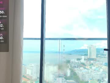 Изображение секс-шоу модели mina_moons