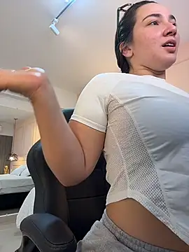 Изображение секс-шоу модели ava_blue Изображение секс-шоу модели ava_blue