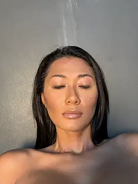 thai-dreamgirl's sex show image
