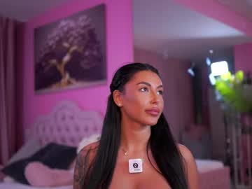 Изображение секс-шоу модели aishaadevoe