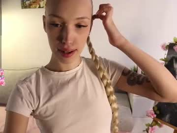 karoline__whitee's sex show image