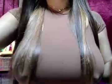 kisses_asian143's sex show image