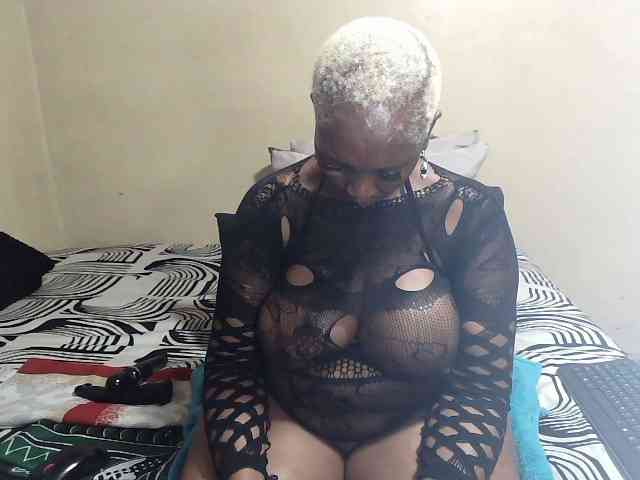 CreamyBum's sex show image