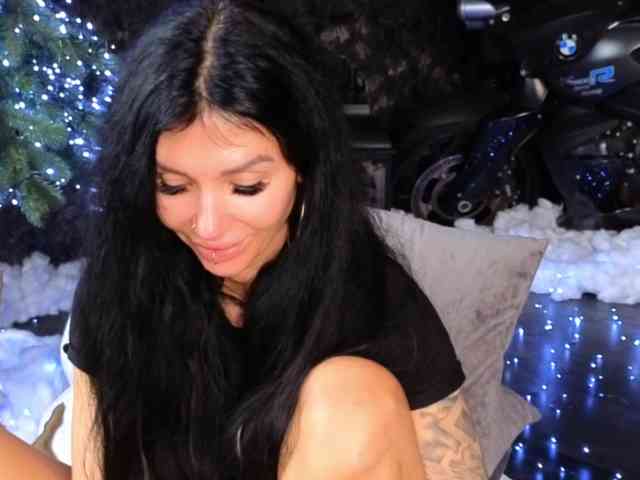 -BABAYAGA-'s sex show image