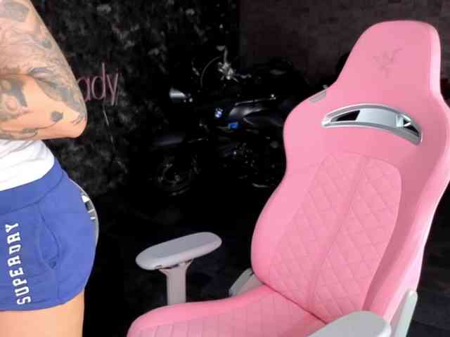 -BABAYAGA-'s sex show image -BABAYAGA-'s sex show image