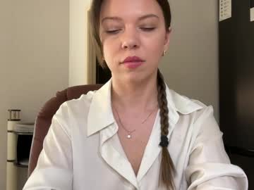 sweetdreamvic's sex show image