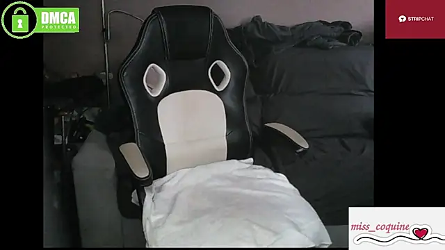 miss_coquine's sex show image