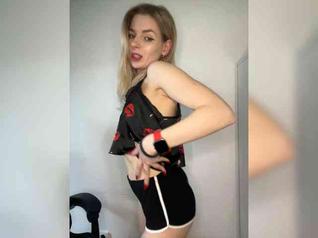 Изображение секс-шоу модели miahollis