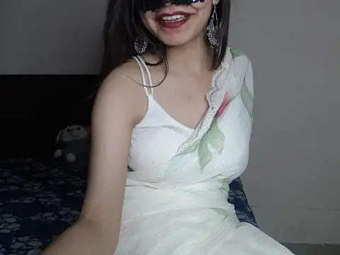 Hottie_heer's sex show image