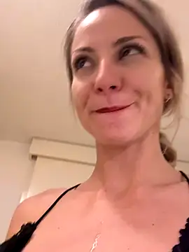 missdaisydiamond777's sex show image missdaisydiamond777's sex show image