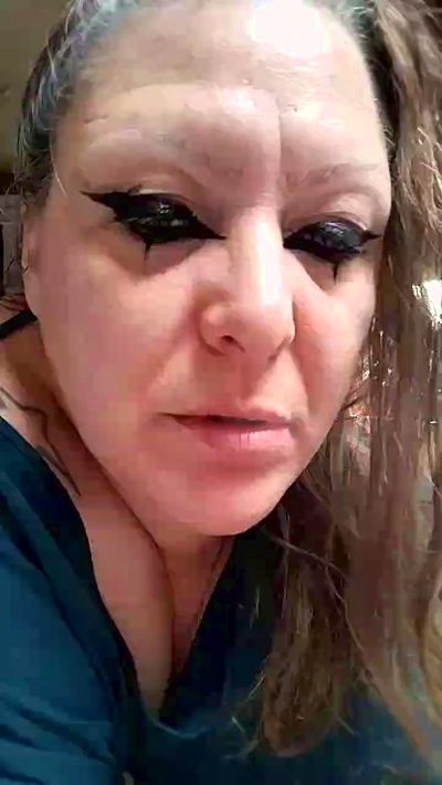 Изображение секс-шоу модели MissKemikal