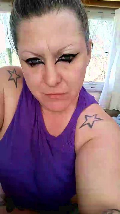 Изображение секс-шоу модели MissKemikal