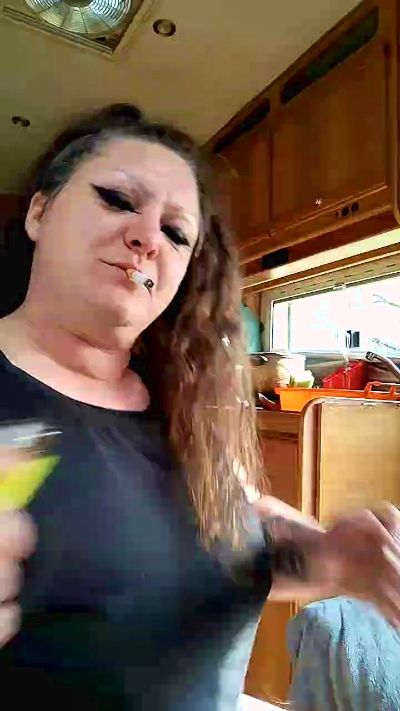 Изображение секс-шоу модели MissKemikal