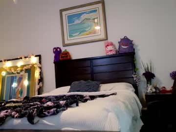 littledeathtrap's sex show image