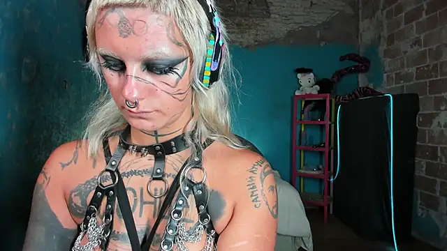 Изображение секс-шоу модели lady_sontse_