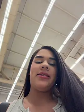 BellaLeclair_'s sex show image