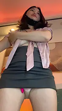 zhizhinaigai's sex show image