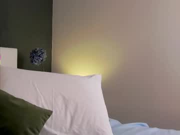 saramist's sex show image