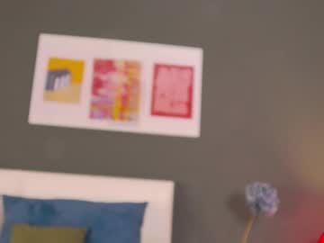 saramist's sex show image