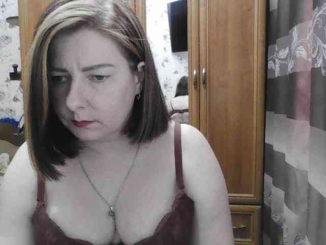 Изображение секс-шоу модели SophieNightAh