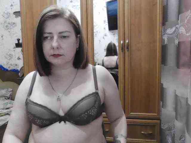 Изображение секс-шоу модели SophieNightAh