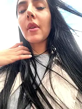 Изображение секс-шоу модели oh_nina