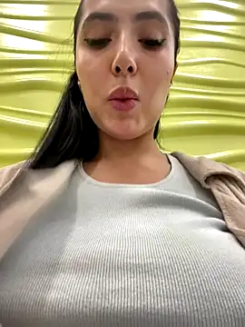 Изображение секс-шоу модели oh_nina
