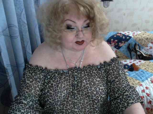 livingnextdoor's sex show image livingnextdoor's sex show image