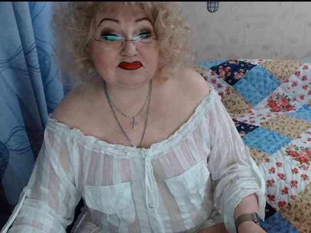 Изображение секс-шоу модели livingnextdoor