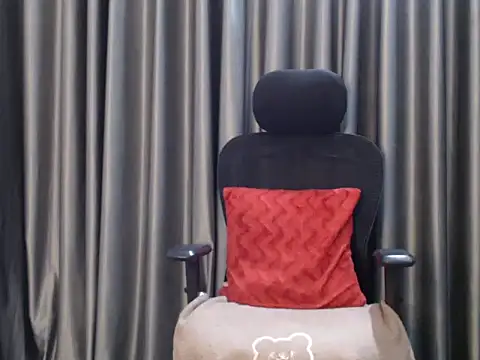 Изображение секс-шоу модели -Micky-