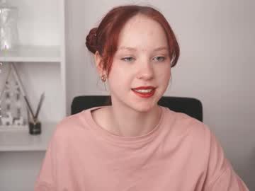 maisiemiller's sex show image