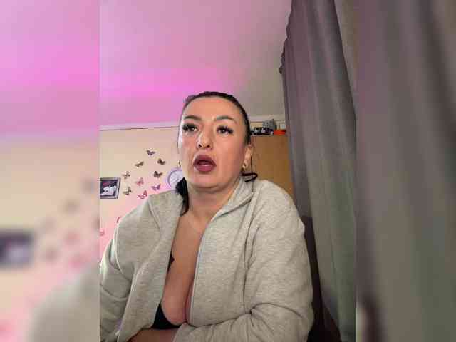 Hotangel75's sex show image